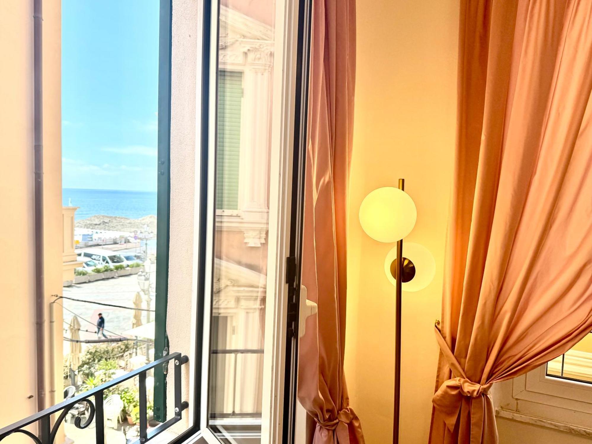 Hotel Astigiana & Appartamenti Varazze Kültér fotó