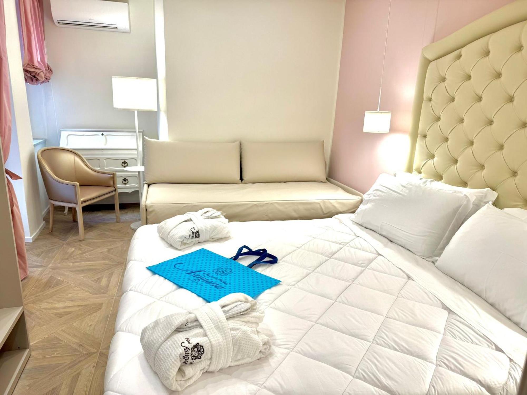 Hotel Astigiana & Appartamenti Varazze Kültér fotó